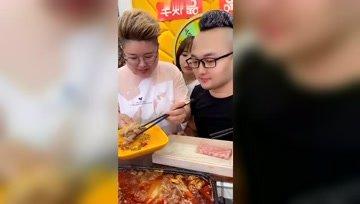 娱乐吃瓜酱求婚